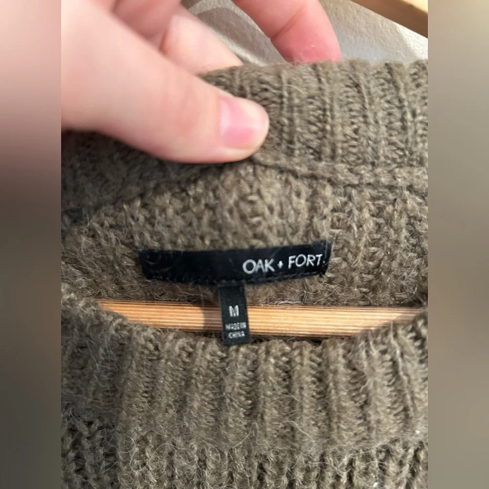 NWOT Oak + Fort men’s sweater crewneck size M khaki green j crew press October